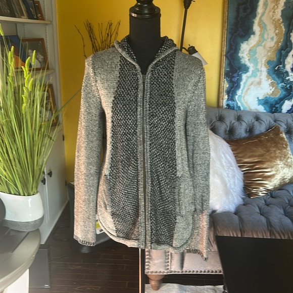 sparrow Sweaters - Anthropologie Sparrow Gray Zip Front Hooded Sweater Knit Back Zip Size Medium